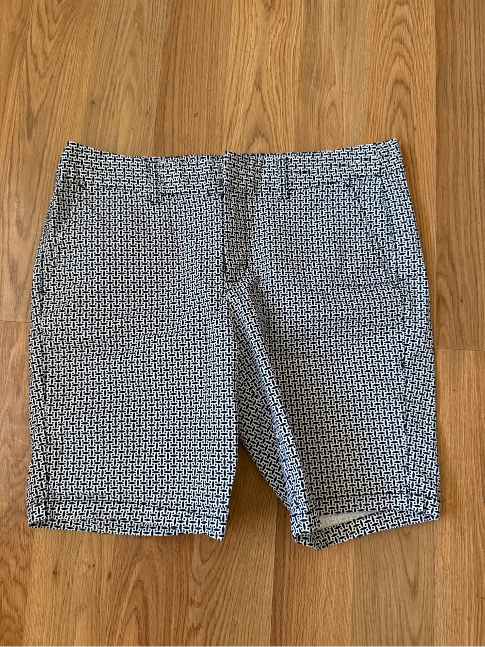 GAP Navy and White Geometric Women's Bermuda Shorts